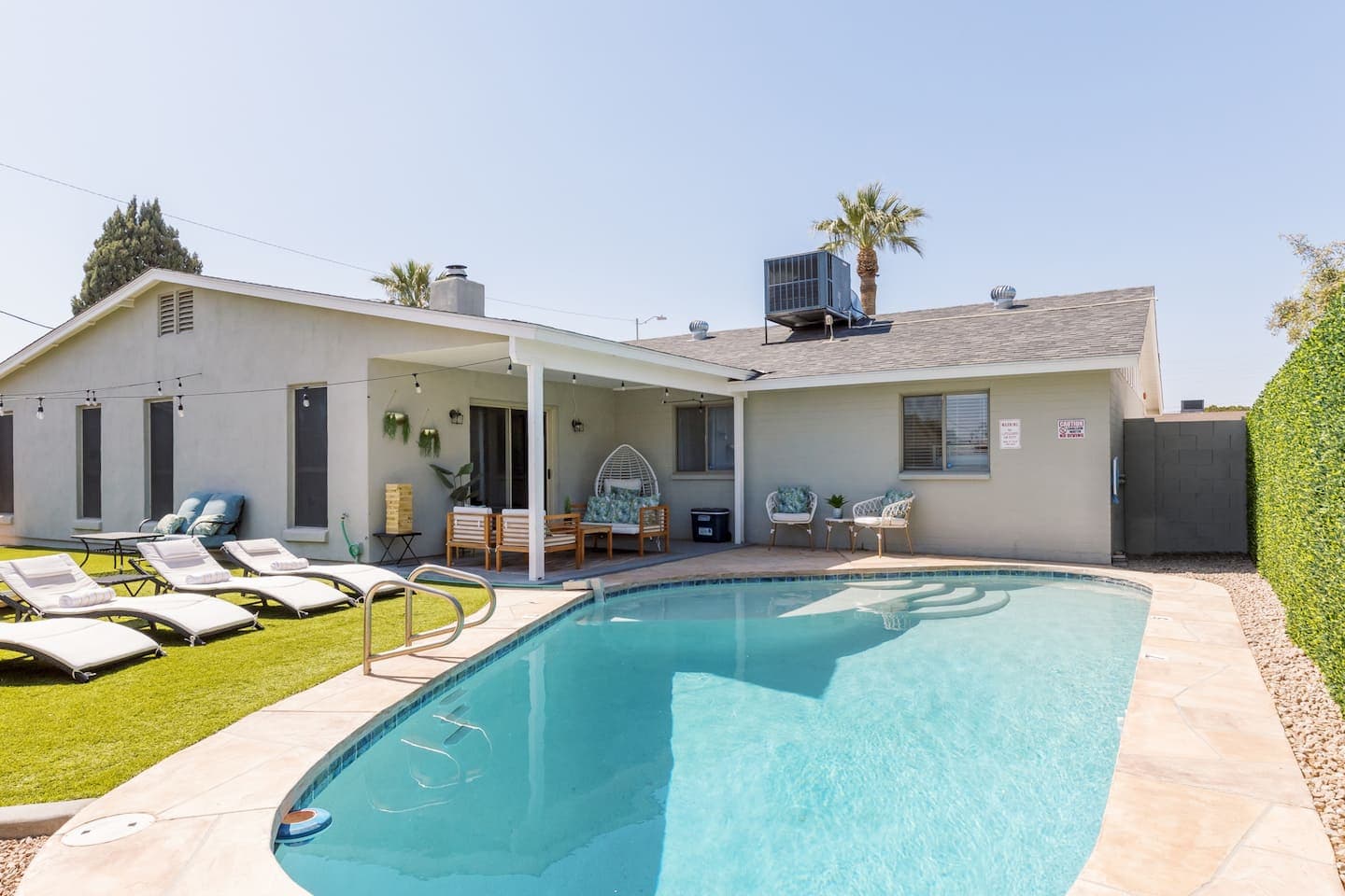 Paradise Palms — photo 24