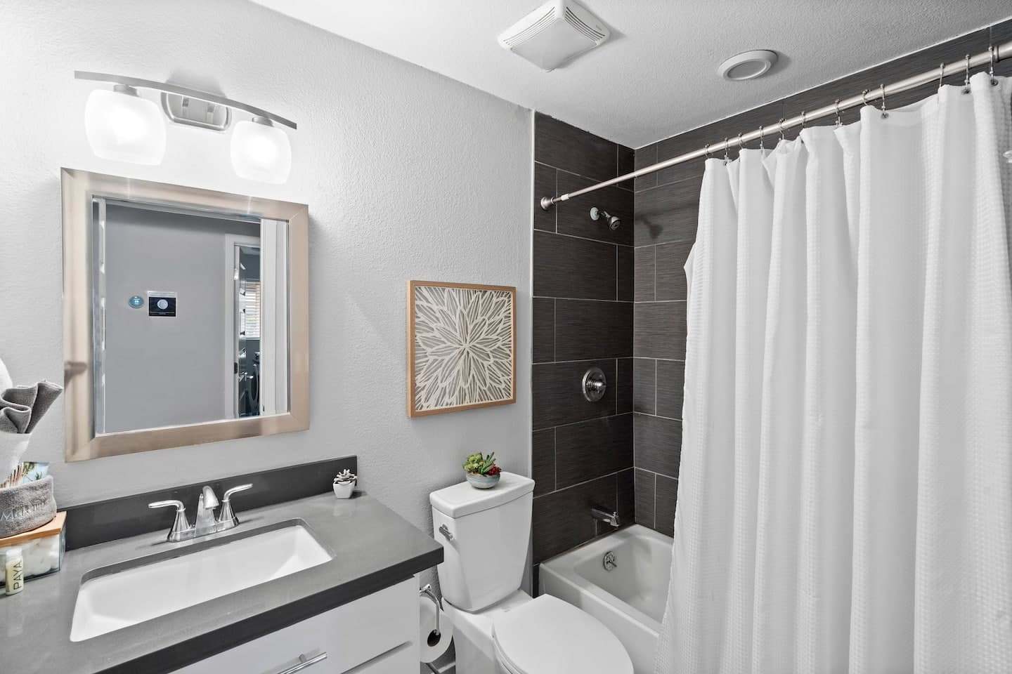 The Aria — photo 22