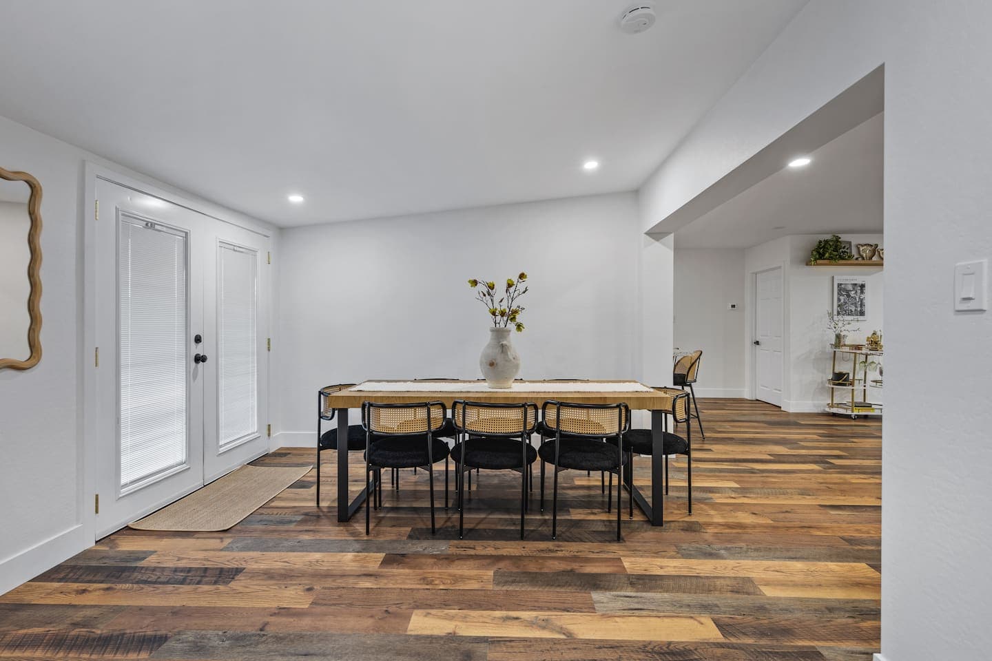 The Lakeshore — photo 15